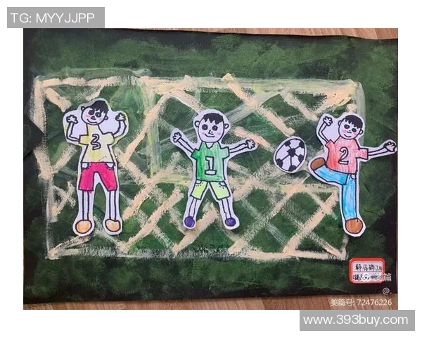 幼儿园小朋友们快乐踢足球的绘画作品展示与创意分享